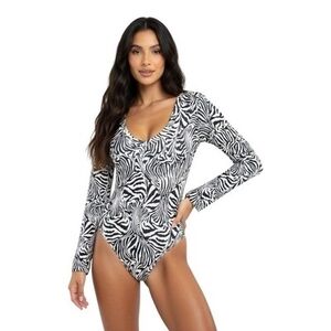 Mangopop Women's Black White Zebra Print Bodysuit Size S Long Sleeve V-Neck NWT